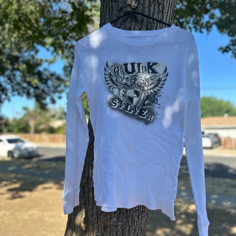 Vintage Y2K Quiksilver White Graphic Long Sleeve Thermal